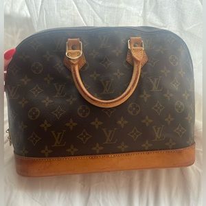 Authentic Louis Vuitton Alma Logo Handbag